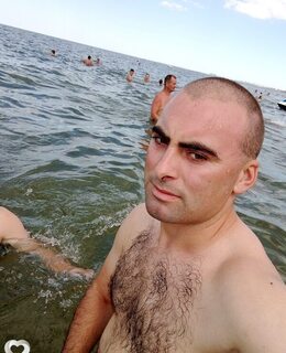 Артём